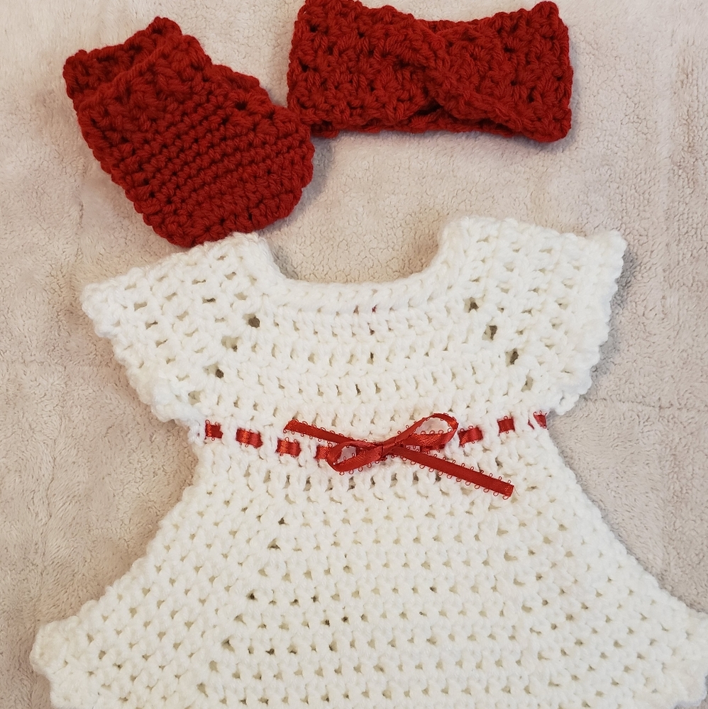 Crochet baby dress Set